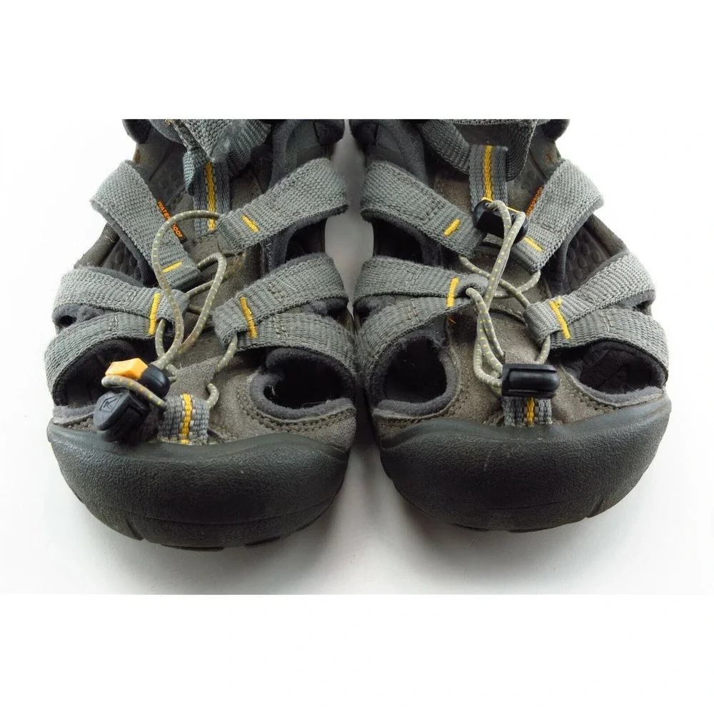 KEEN Youth Boys Shoes‎ Size 4 M Gray Fabric Sandals